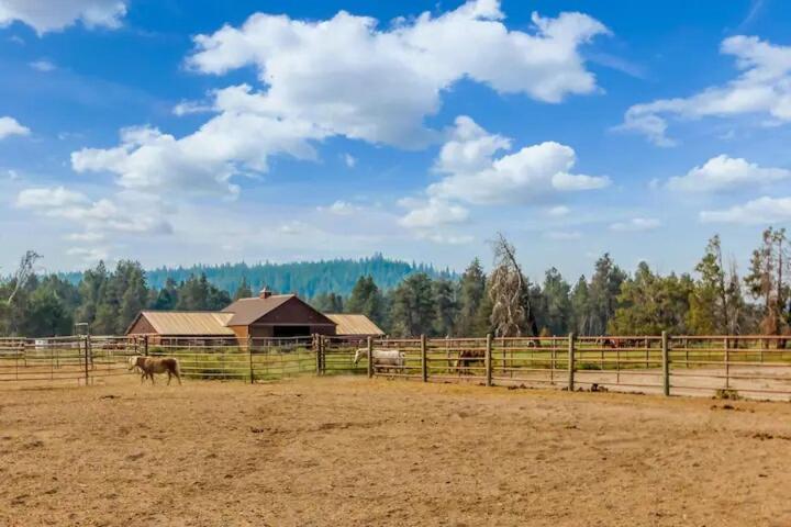 Mt. Bachelor & Sun River Get Away Бенд Экстерьер фото